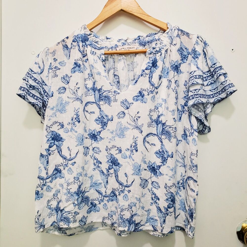 Laura Ashley Dainty Blue & White Floral Flowy Blouse Size XL Romantic Coastal